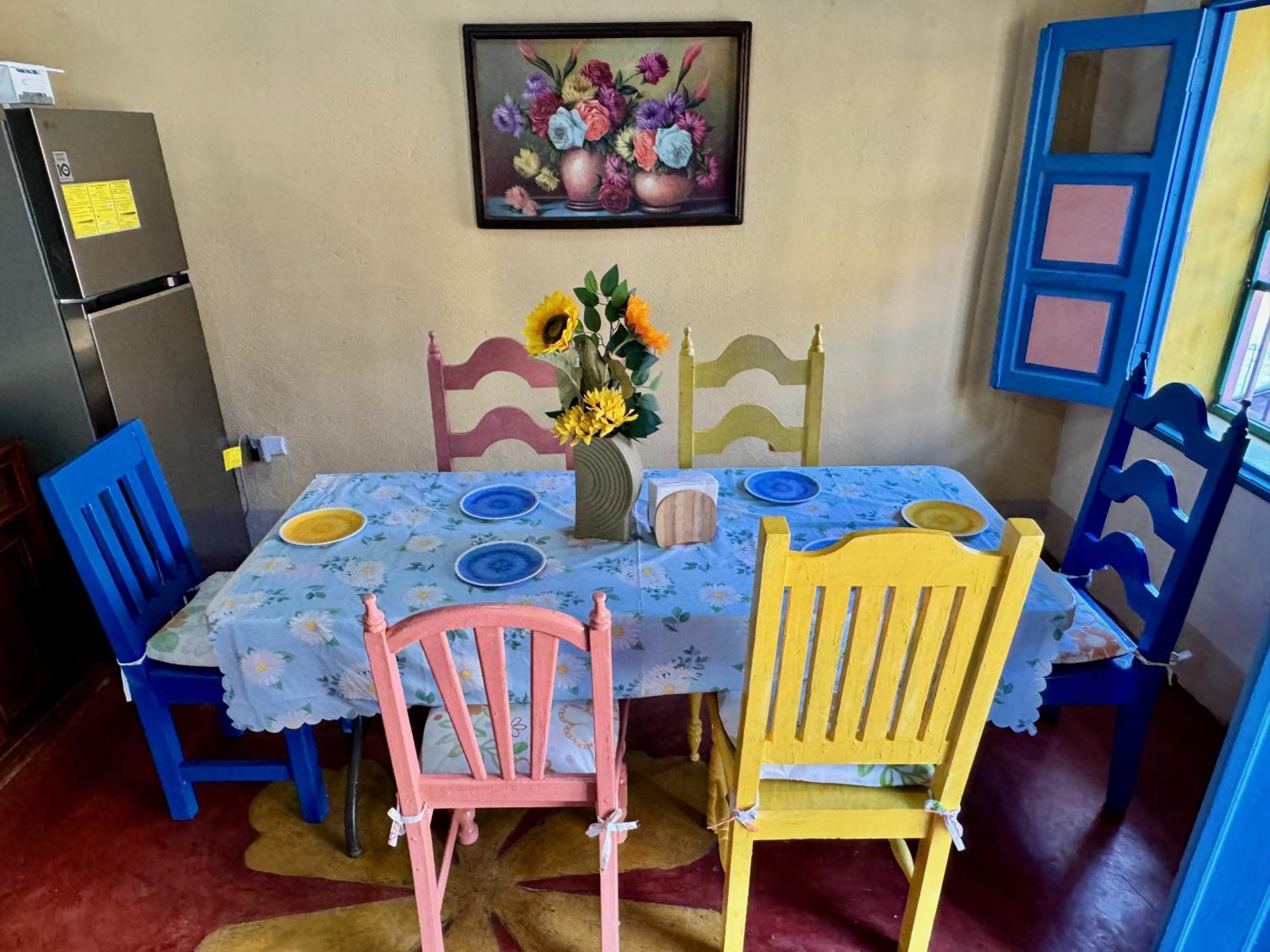 Hostal Los Girasoles By Hostal Inn Флорес Экстерьер фото